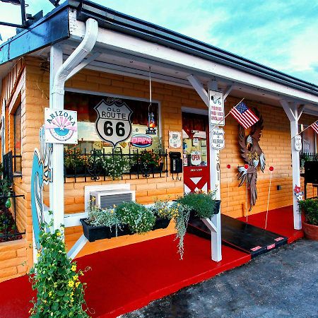 Brad'S Desert Inn 홀브룩 외부 사진