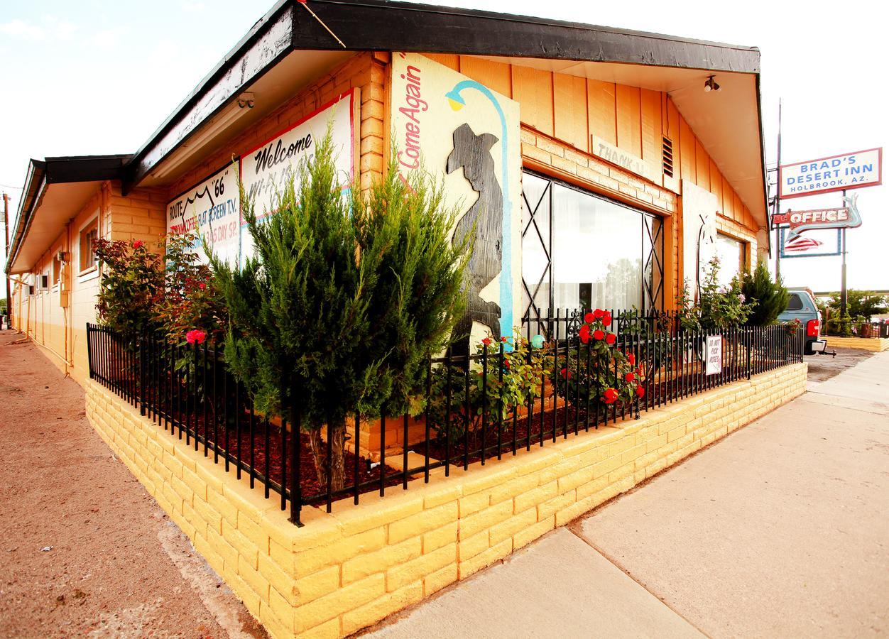 Brad'S Desert Inn 홀브룩 외부 사진